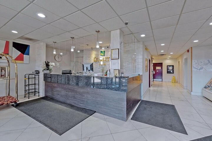 Hotel Interior 4 of 33