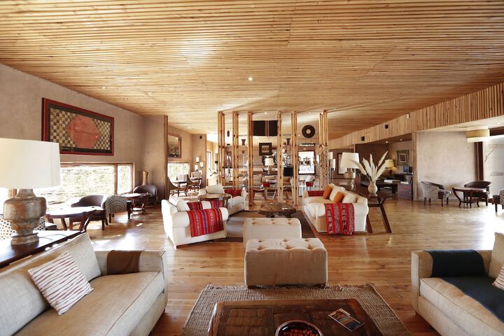 Guest Lobby