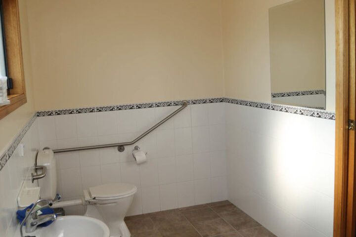 Room 13 of 24