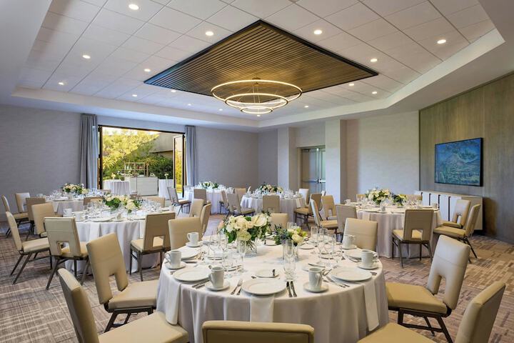 Meeting facility