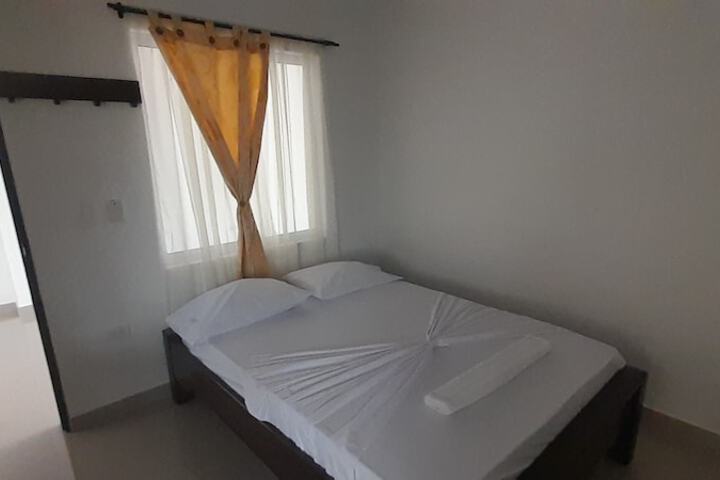 Room 5 of 8