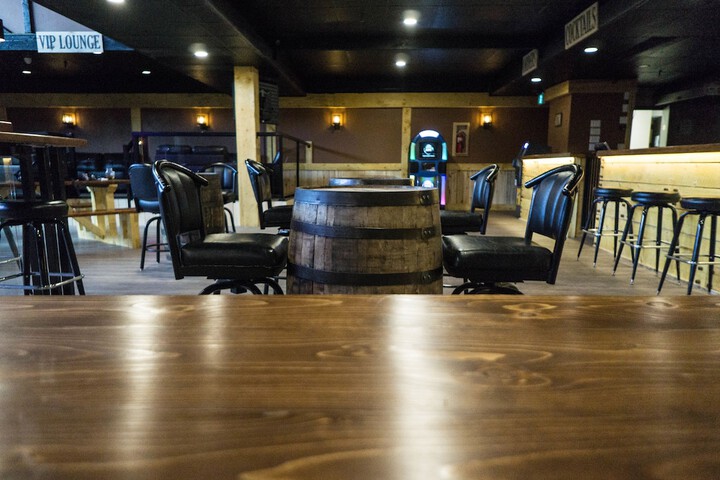 Entertainment 54 of 67