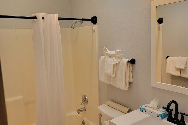 Room 208 of 231