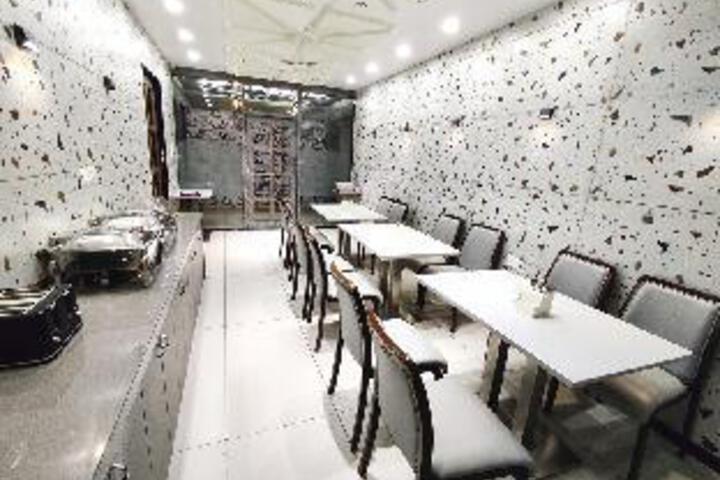 Hotel Alfa Inn