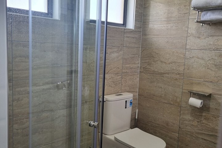 Room 15 of 21