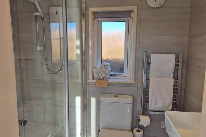 Room 14 of 48