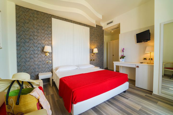 Room 8 of 46