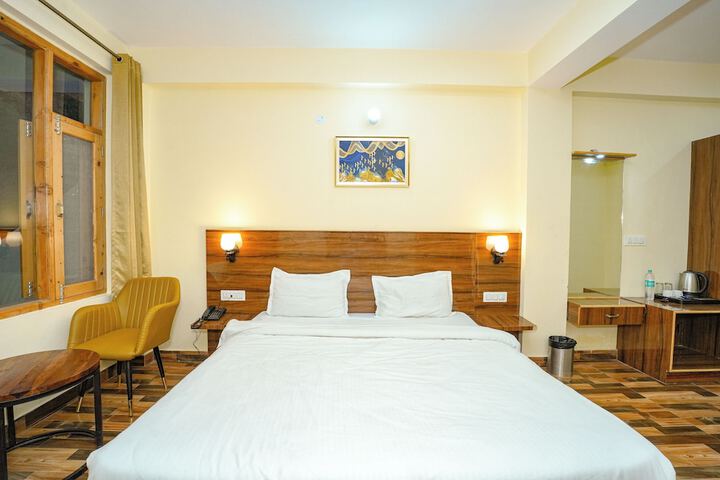 Room 12 of 47