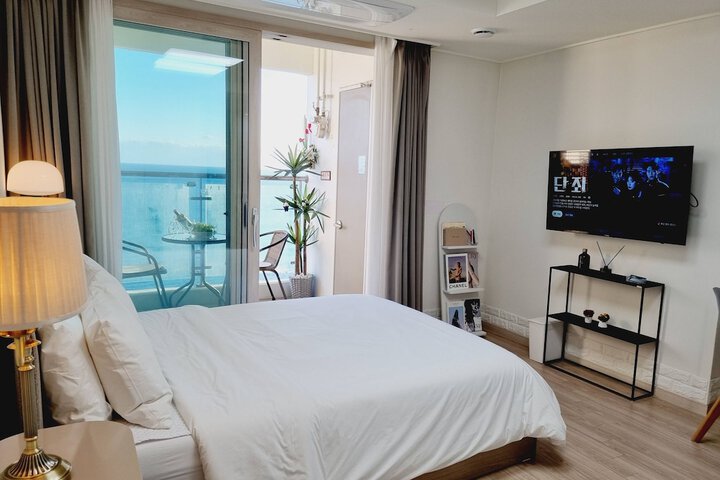 Room 580 of 640