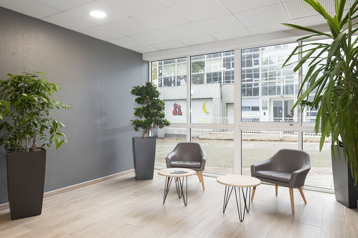 Entrance & Lobby