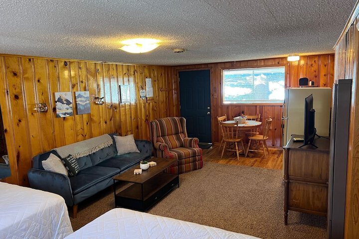 Room 61 of 236