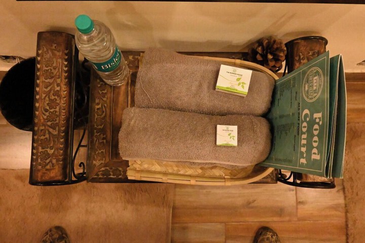 Room 4 of 23