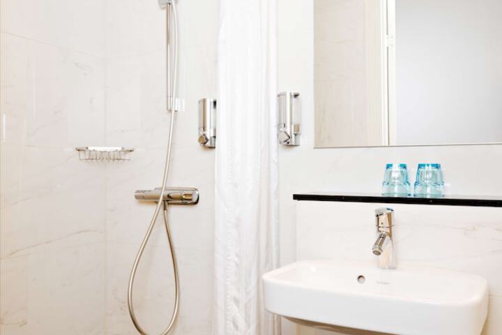 Bath Photo