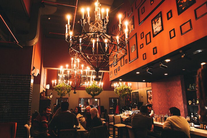 Dining 55 of 76