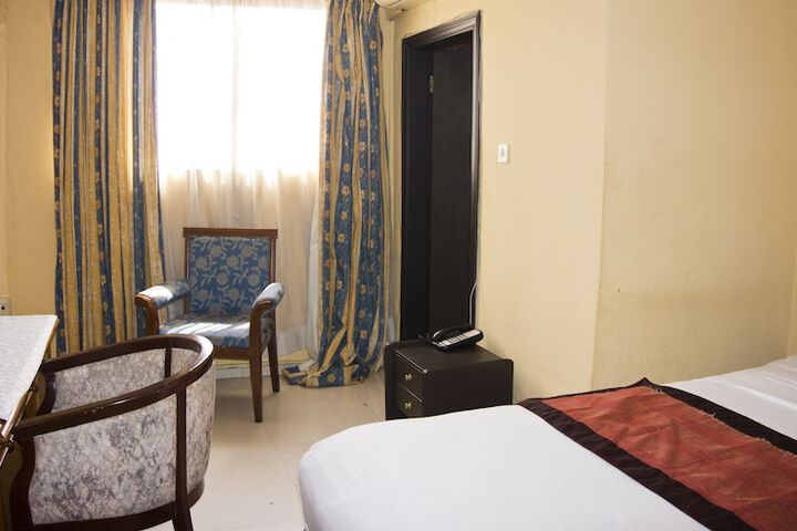Room 19 of 54