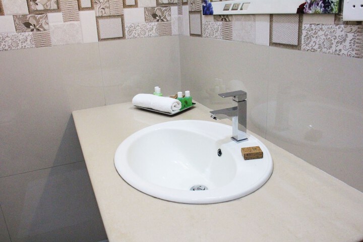 Room 15 of 35