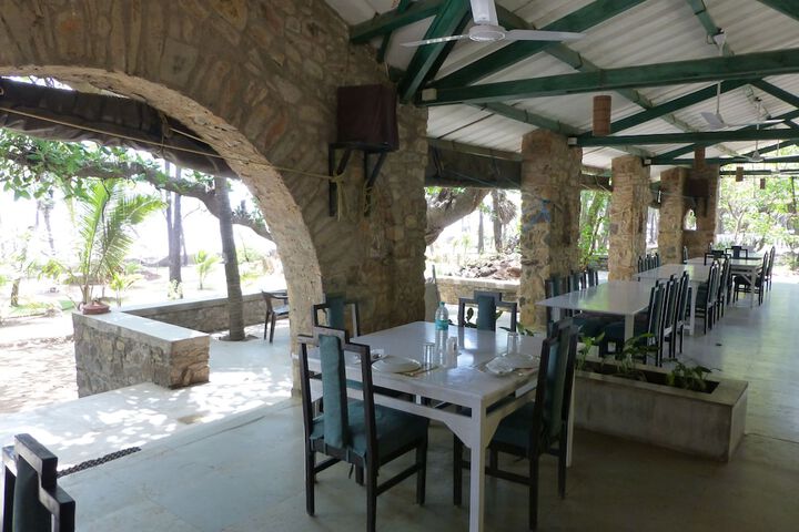 Dining 149 of 233