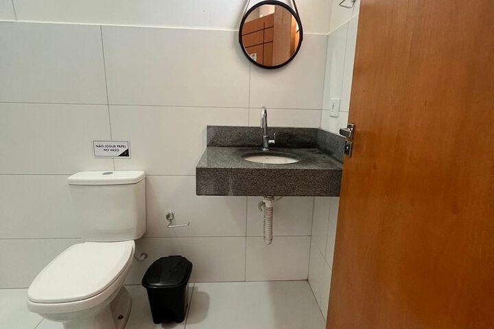 Room 11 of 21