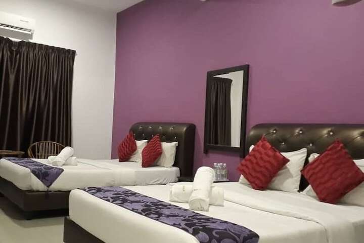 Room 10 of 27