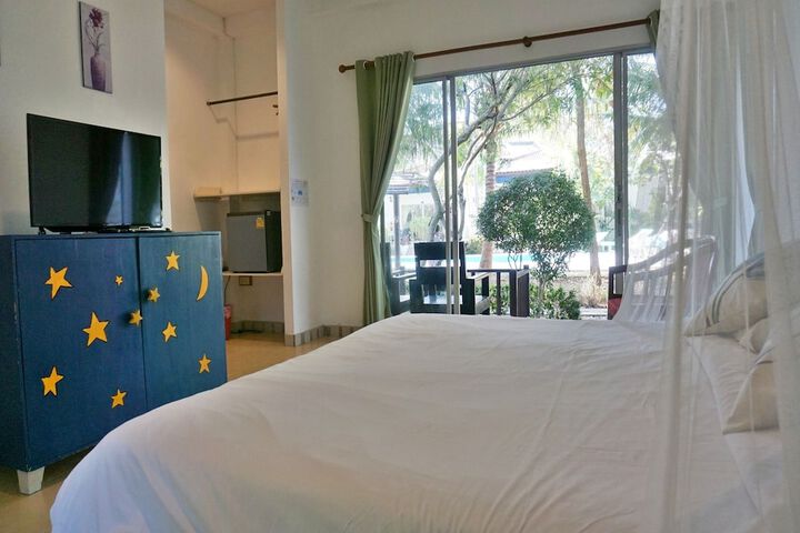 Room 43 of 127