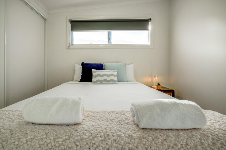 Room 27 of 279