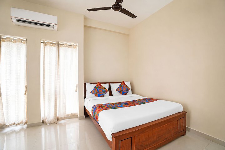 Room 9 of 31