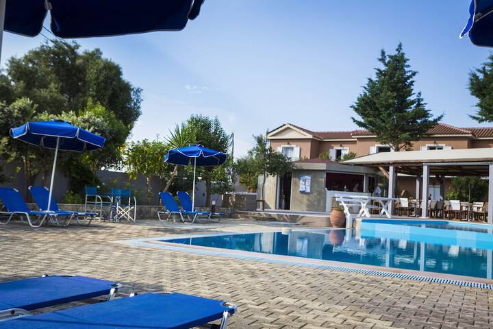 Hotel with Pool