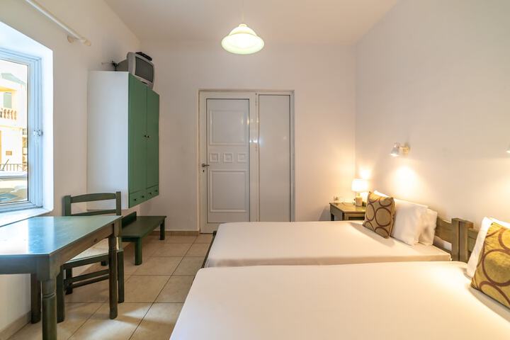 Room 18 of 57