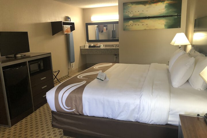 Room 10 of 52