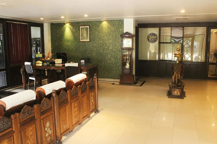 Treebo Royal Inn