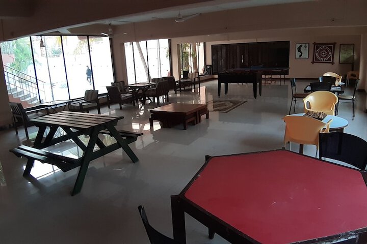 Room 87 of 157