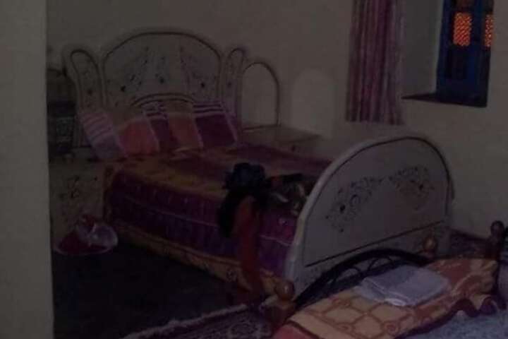 Room 2 of 6