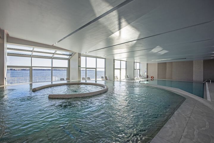 Pool 32 of 78
