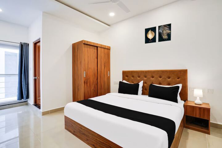 Room 14 of 22