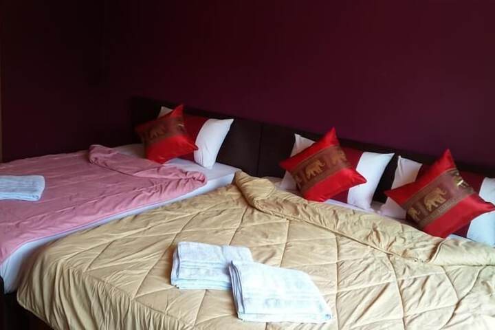 Room 8 of 20