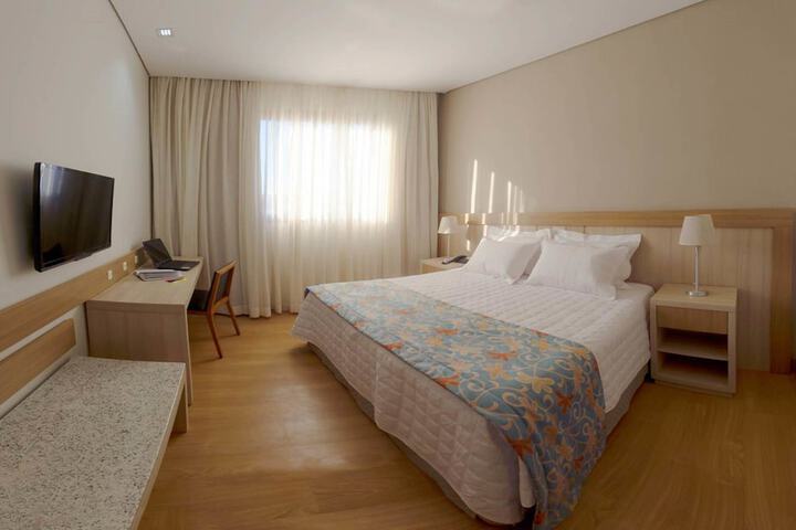 Room 12 of 71