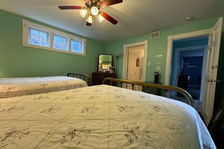 Room 21 of 60