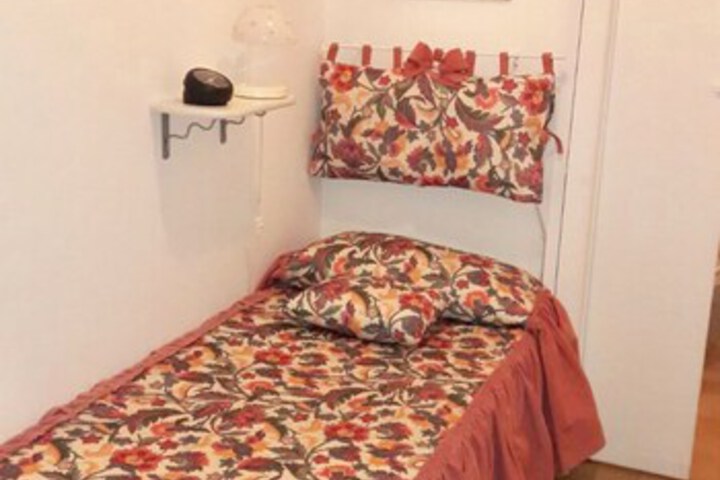 Room 16 of 26