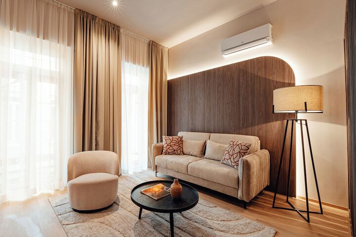 Room 100 of 165