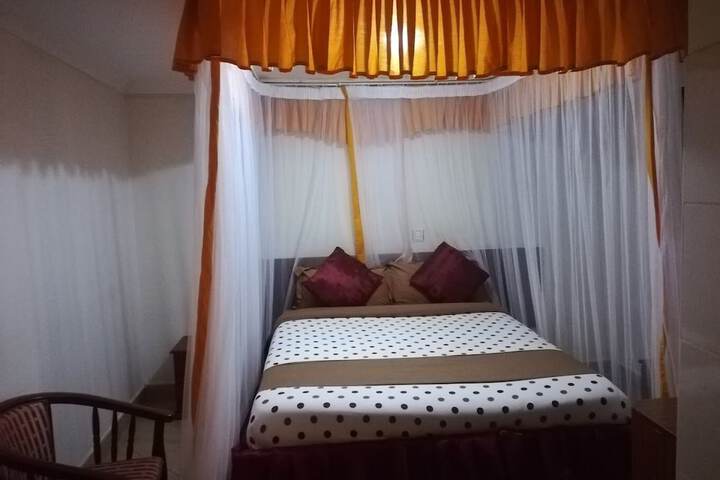 Room 15 of 50