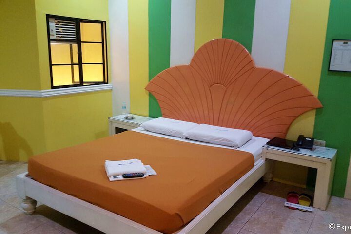 Room 19 of 45