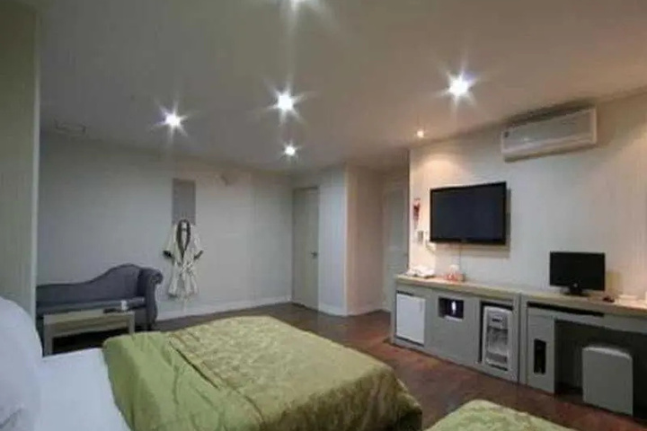 Incheon Airport Yeong Jong Bridge Hotel