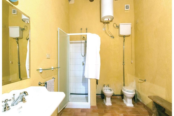 Room 7 of 21