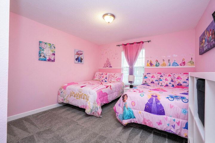 Room 17 of 67