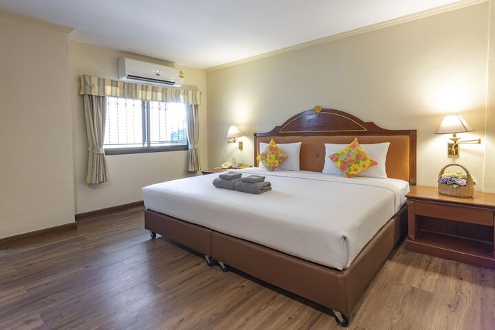 Room 14 of 70