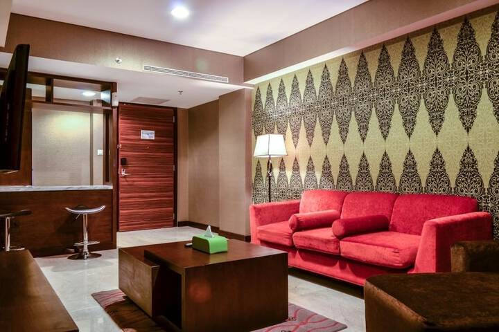 Room 18 of 43