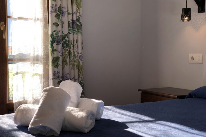 Room 6 of 34