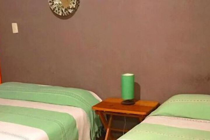 Room 9 of 29