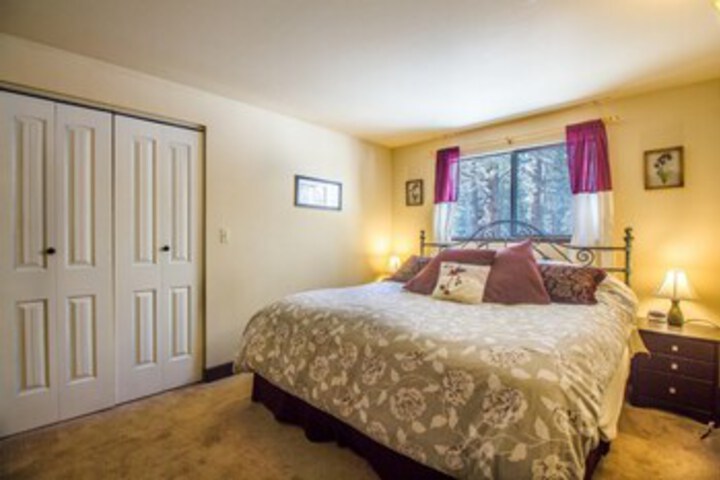Room 35 of 40