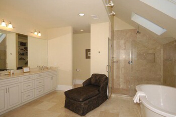 Room 4 of 31